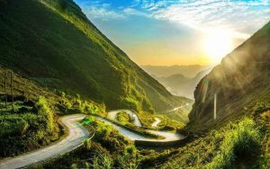 Đường đèo Mã Phục